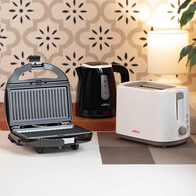 Toster AR-3001