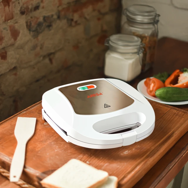 Aparat pentru sandwich AR-1205